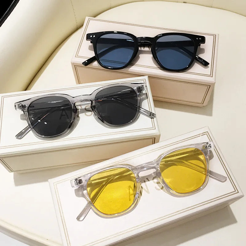 Paris Éclat – Compact Retro Sunglasses