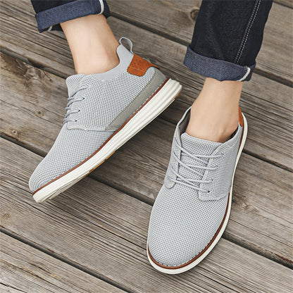 Men’s Casual Brogue Shoes – Lightweight and Breathable Design