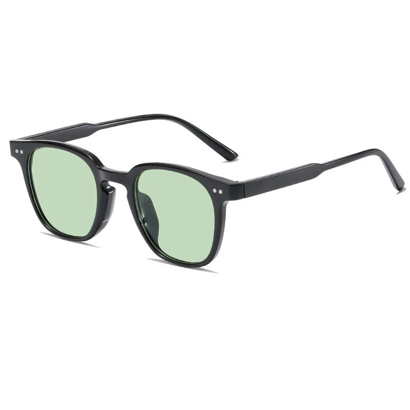 Paris Éclat – Compact Retro Sunglasses